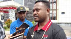 96 RT di Mimika Baru Adu Kebersihan, Bukan Sekadar Rebut Juara 7 Kalep Otniel Pattipi Ketua Panitia Mimika Baru