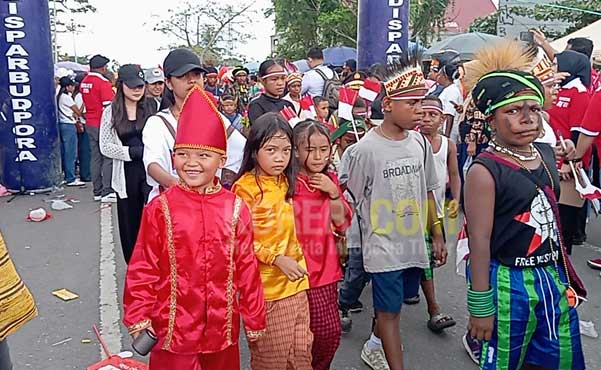 130 Tim Karnaval Budaya Pelajar Semarakkan HUT ke 81 RI di Mimika 2 Karnaval Budaya Pelajar Semarakkan HUT RI Mimika2