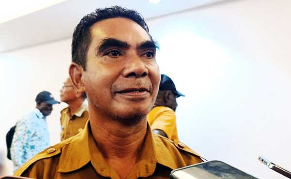 Klemens Ohoilulin Plt Kadis Kelautan Perikanan Mimika