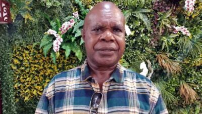 Lazarus Indou Ajak Masyarakat Arfak-Nusantara Dukung Yosias Saroy Pimpin KONI Papua Barat 14 Lazarus Indou
