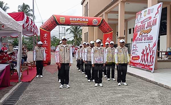 Lomba Gerak Jalan Kreasi Putra Mimika HUT RI PUPR
