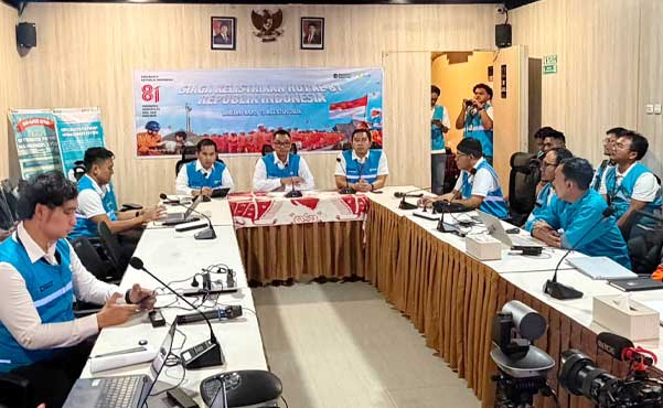 Dari Posko NTT : Dirut PLN Kawal Langsung Kelistrikan Nasional Jelang HUT ke 81 RI 2 PLN Dirut Darmawan Kawal HUT Ri dari Posko NTT