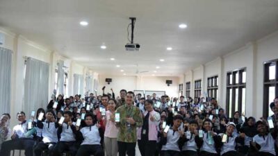 PLN Gelar Edukasi Kelistrikan, Sasar Pelajar SMA Averos Sorong 14 PLN Edukasi Listrik di SMA Averos Sorong