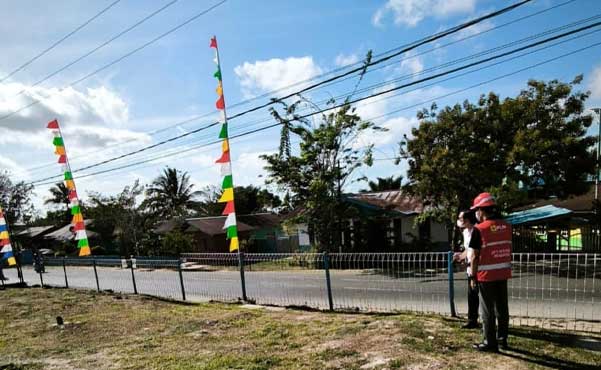 PLN Imbau Warga Pasang Atribut HUT RI Minimal 3 Meter dari Jaringan Listrik 2 PLN Imbauan pasang atribut HUT RI 3 M dr Jaringan Listrik