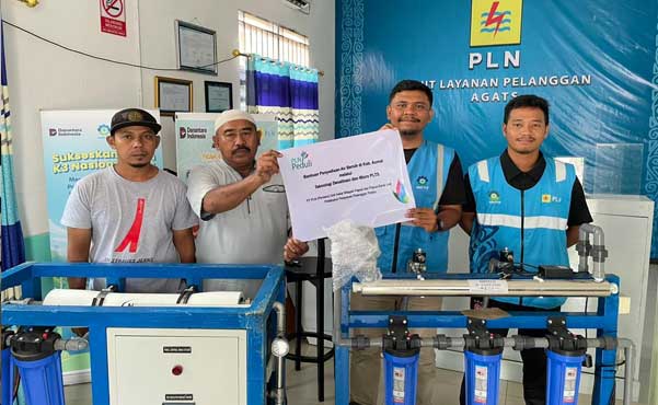 PLN Teknologi Desalinasi Air Bersih di Agats