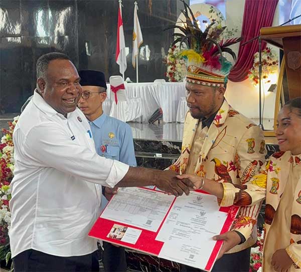 Sambut HUT ke 81 RI, 103 Pasangan di Mimika Jalani Nikah Massal-Isbat Nikah Terpadu 3 Pemkab Mimika Nikahkan 103 Pasangan3