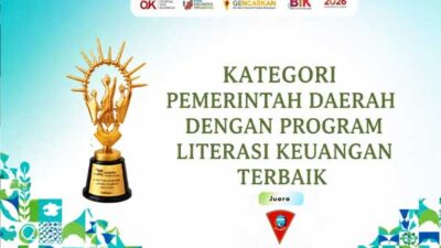 Sukses Perkuat Literasi Keuangan, Pemkot Ambon Raih Penghargaan OJK Pusat 14 Pemkot Ambon Raih Penghargaan OJK Pusat