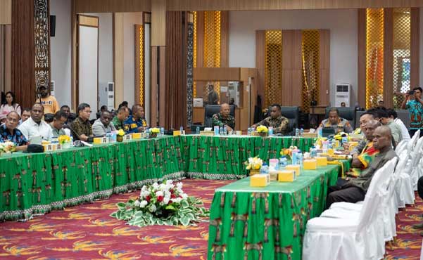 Papua Tengah Perkuat Penanganan Karhutla, 8 Pemda Diminta Bentuk Satgas hingga Kampung 2 Pemprov PT Fokus Tangani Karhutla2