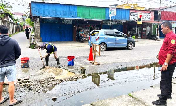 Keren ! Layanan Pengaduan Distrik Mimika Baru Gercep Tindaklanjuti Laporan Warga 1 Perbaikan Jalan Pendidikan Timika