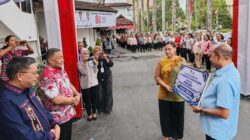 Perumdam Tirta Yapono Bagikan 100 Paket Sembako ke Anak Stunting di Ambon 5 Perumdam Tirta Yapono Bagikan 100 Paket Sembako
