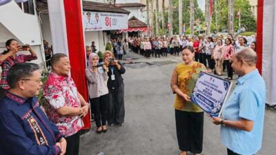 Perumdam Tirta Yapono Bagikan 100 Paket Sembako ke Anak Stunting di Ambon 17 Perumdam Tirta Yapono Bagikan 100 Paket Sembako