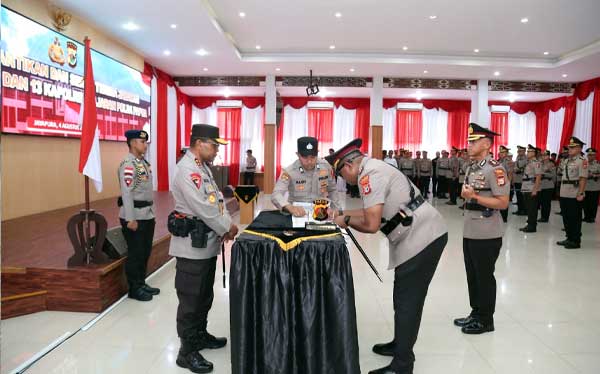 Polda Papua Ganti 13 Kapolres 4 PJU