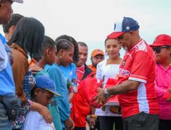 Semarak HUT ke 81 RI Bergema di Papua Tengah, Wagub Deinas Ajak Warga Kerja Nyata