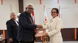Bupati JR Kadistrik Merlyn Temorubun