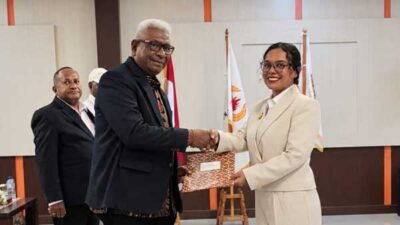 Bupati JR Kadistrik Merlyn Temorubun