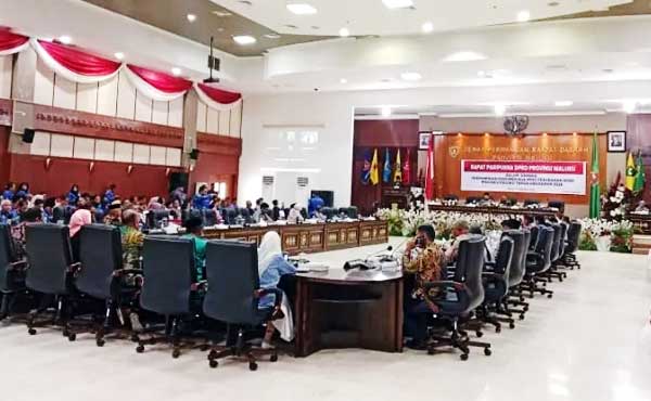 Paripurna Perubahan APBD 2026: Keterbatasan Fiskal Jadi Sorotan DPRD Maluku 1 DPRD Maluku Rapat Paripurna Perubahan APBD 2026
