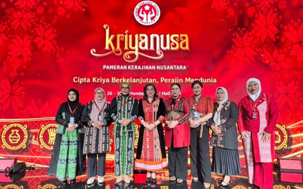 Lisa Wattimena Dampingi Ketua Dekranasda Maluku Hadiri Pameran Kriyanusa 2026 10 Dekranasda Maluku Pameran Kriyanusa 2026