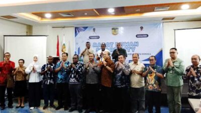 Dewan Smart City Mimika Gelar Rapat, Diingatkan Bupati Rettob Soal Banyak Hal 14 Dewan Smart City Mimika Rapat Dewan