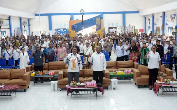 Apresiasi Komitmen Mepa Boarding School, Ini Harapan Gubernur Papua Tengah