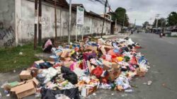 Sampah Menumpuk, Warga Soroti Keseriusan Kinerja DLH Timika 2 IMG 20260904 WA0007