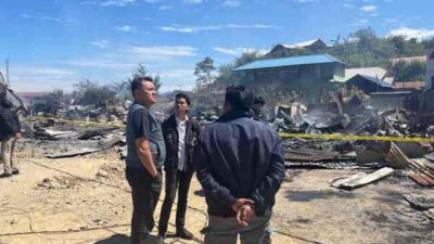 Tim Khusus Polda Papua Tengah Selidiki Penyebab Kebakaran di Pasar Bopauda Paniai 14 IMG 20260908 WA0039