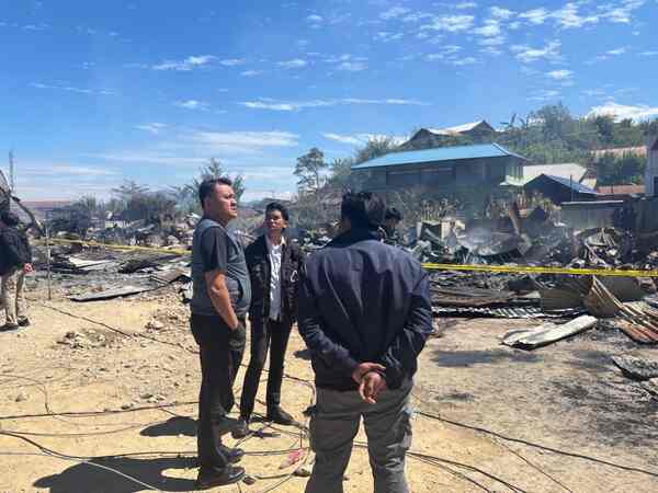 Tim Khusus Polda Papua Tengah Selidiki Penyebab Kebakaran di Pasar Bopauda Paniai 1 IMG 20260908 WA0039