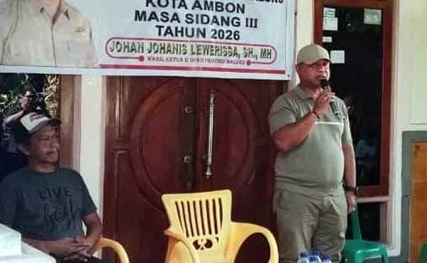 Reses DPRD Maluku: Lewerissa Akui Warga Kudamati Soroti Kinerja Pemerintah 1 Johan Lewerissa Reses negeri Seri jpg