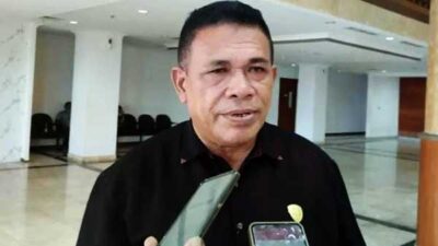 Serukan Damai di Taniwel: Rutasouw Ingatkan Masyarakat Bijak Gunakan Medsos 15 Julius M. Rutasouw DPRD Maluku2