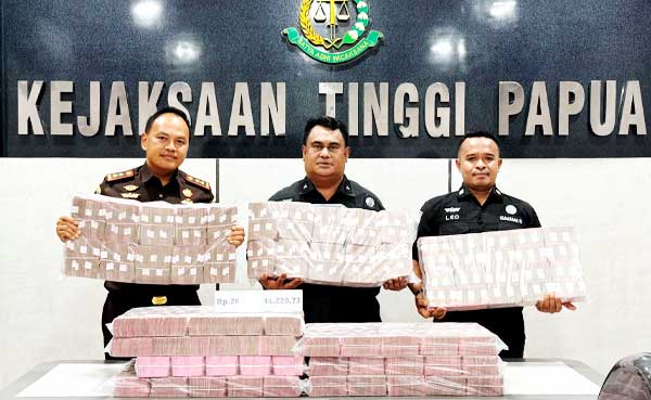 Kejari Mimika Tindak Lanjuti Pelunasan Uang Pengganti 31,3 M Kasus Aerosport