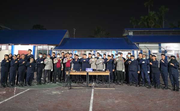Deteksi Dini Gangguan Kamtib, Lapas Biak Razia Blok Hunian Bersama TNI/Polri 5 Lapas Biak Razia Gabungan5