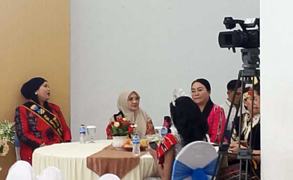Lisa Wattimena Hadiri Grand Final Apresiasi Duta GenRe Maluku 2026 1 Lisa Wattimena Grand Final Apresiasi Duta Genre Maluku 2026