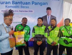 Menko Pangan RI Salurkan Bantuan Beras Sasar Kelompok Desil 1-4 di PBD