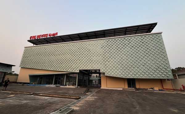 PLN Energize 555 kVA, Dorong Pertumbuhan Bisnis dan Pariwisata Merauke 3 PLN Energize Listrik 555 kVA ke The Seven Hotel Merauke3