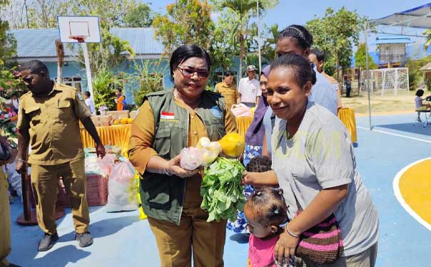 Tekan Stunting, Pemkot Sorong Salurkan PMT untuk Balita dan Ibu Hamil 2 Pemkot Sorong PMT untuk Balita dan Ibu Hamil2