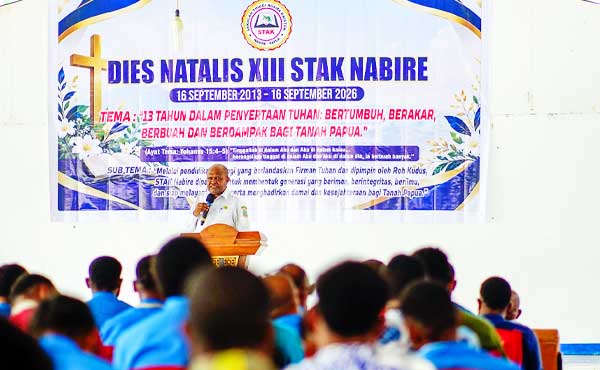 Pemprov PT Dies Natalis XIII STAK Nabire