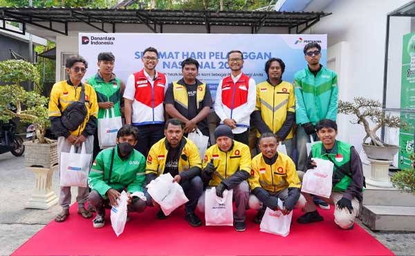 Pertamina Senyum di Timur