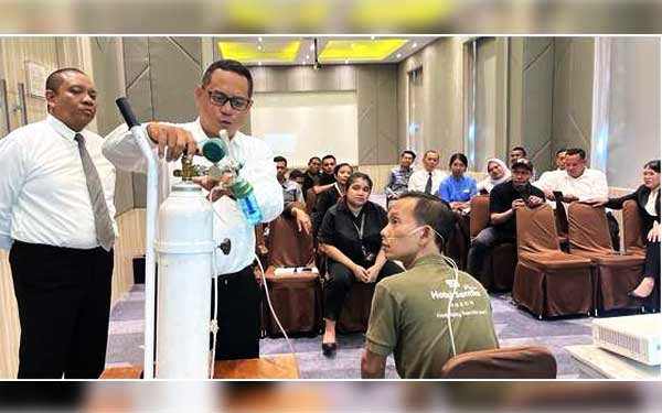 Hotel Santika Ambon Gelar Pelatihan Penggunaan Oksigen bagi Karyawan 9 Hotel Santika Ambon Pelatihan Penggunaan Oksigen