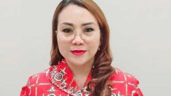Lisa Wattimena: Batik Wujud Cinta Tanah Air