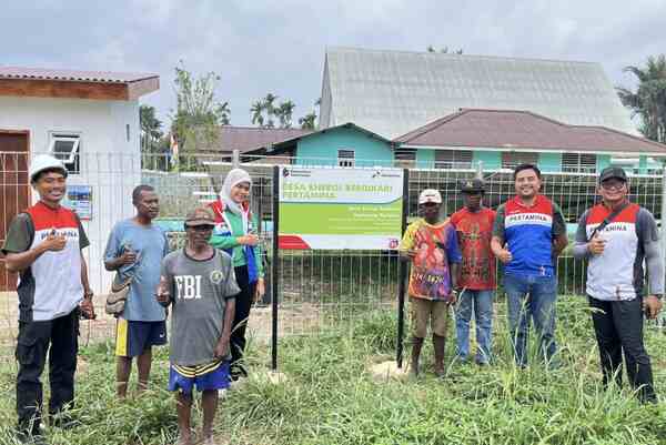 PLTS Pertamina Hadir di Kampung Malabam Wujudkan Energi Bersih bagi Warga
