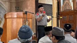 Jumat Curhat: Kapolda Papua Tengah Dengar Keluhan Warga Soal Narkoba-Begal 2 Kapolda Papua tengah Jumat Curhat