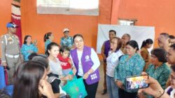 Hari 2 Kunjungi Posyandu, Lisa Soroti 37 Kasus Stunting di Wainitu dan Kudamati 2 Lisa Wattimena Kunjungi Posyandu di Kec Nusaniwe