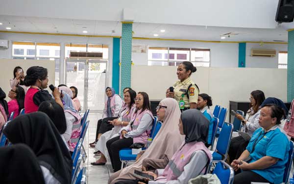 Srikandi PLN PPB Inisiasi "Speak with Impact", Asah Keterampilan Komunikasi Profesional 3 PLN Srikandi PLN PPB Inisiasi Asah Keterampilan Komunikasi3