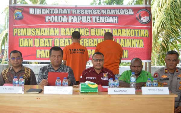 Ungkap Jaringan Nabire, Polda Papua Tengah Musnahkan 4.7 Gram Sabu