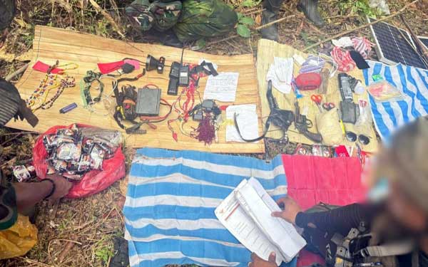 TNI Tembak Mati 2 Pentolan KKB Maybrat3