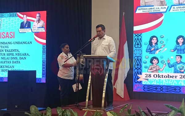 Wali Kota Sorong Ingatkan Jajarannya Disiplinkan Budaya Kerja Profesional 2 Walkot Sorong Budaya Kerja Profesional2